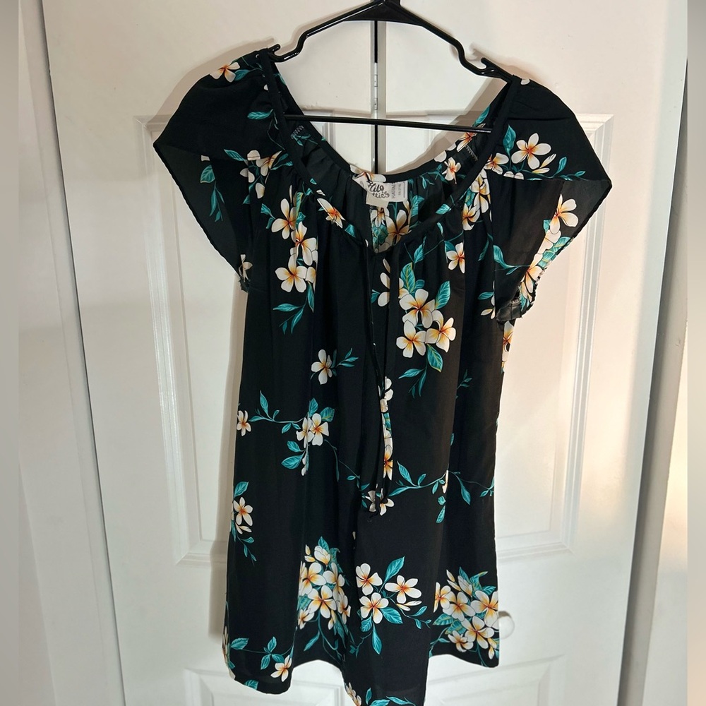 Hilo Hattie’s Hawaiian floral dress.